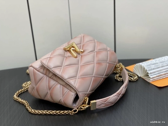 WIS GO-14 MM VUITTON LOUIS 1208